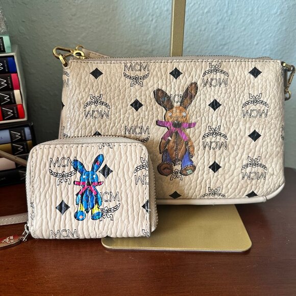 MCM Visetos Pattern Bunny Compact Wallet - NWOT - Picture 9 of 9